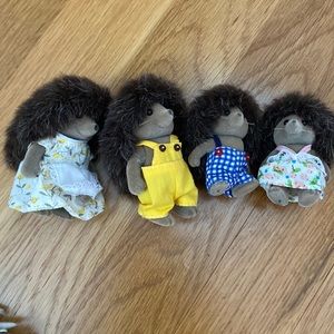 COPY - Hedgehog family